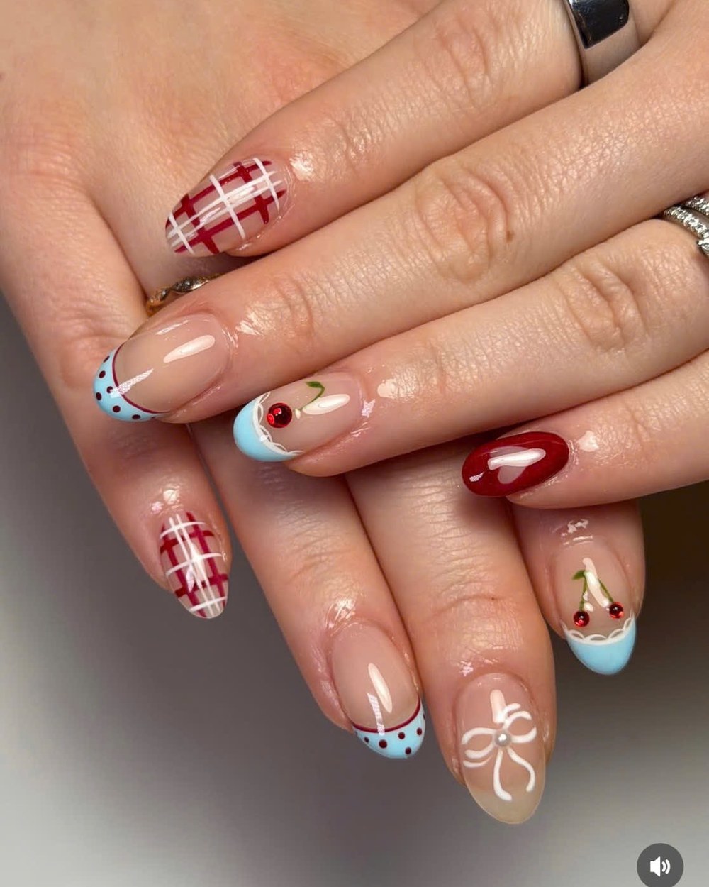 Moss Nail Lounge nail art design 14